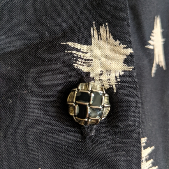 Shirt - Picture 2 of 3